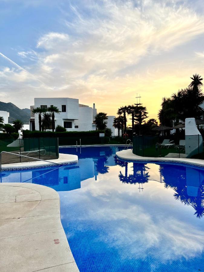 Apartamento Superb Townhouse In Golden Mile Marbella Exterior foto