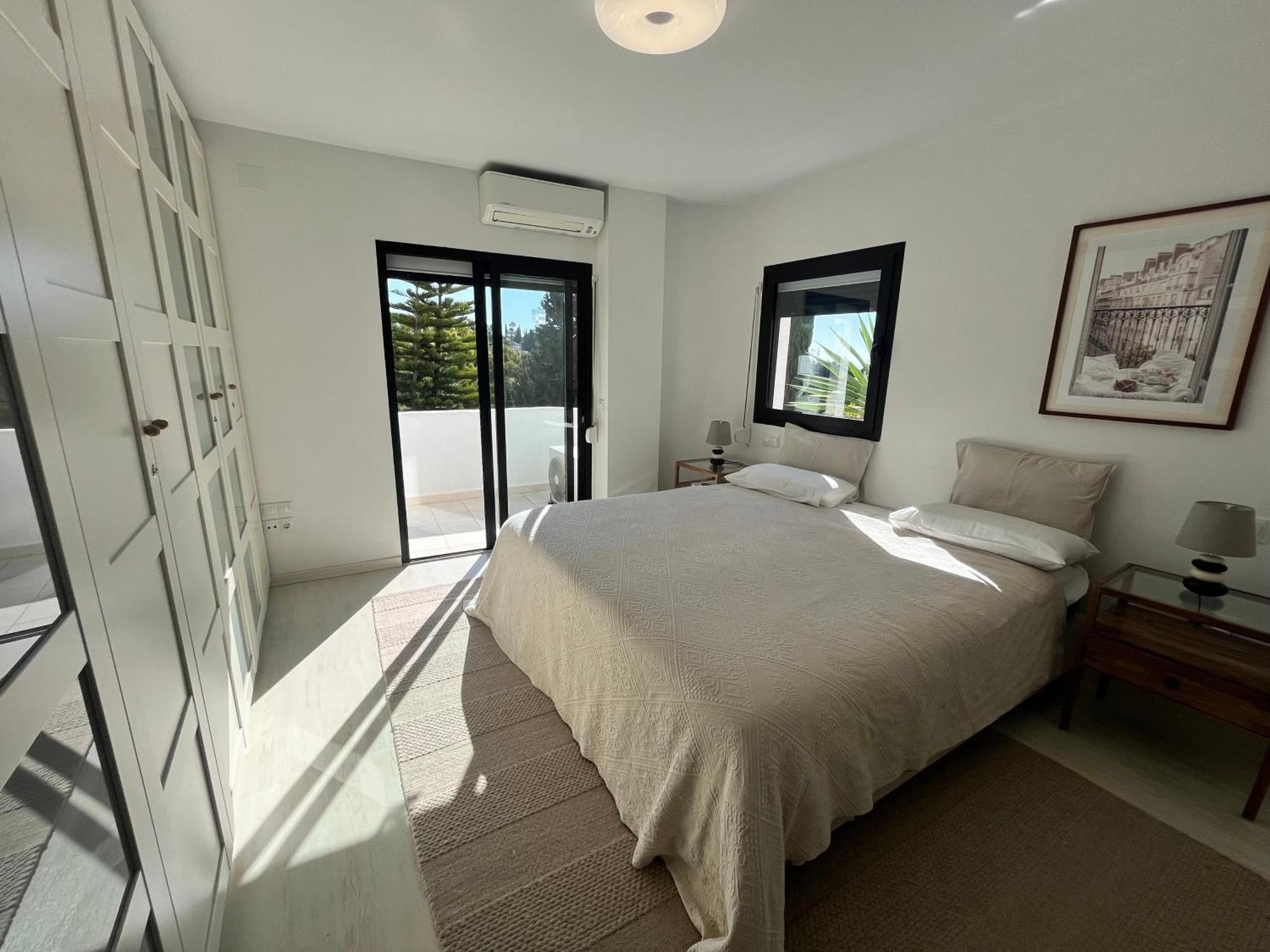 Apartamento Superb Townhouse In Golden Mile Marbella Exterior foto